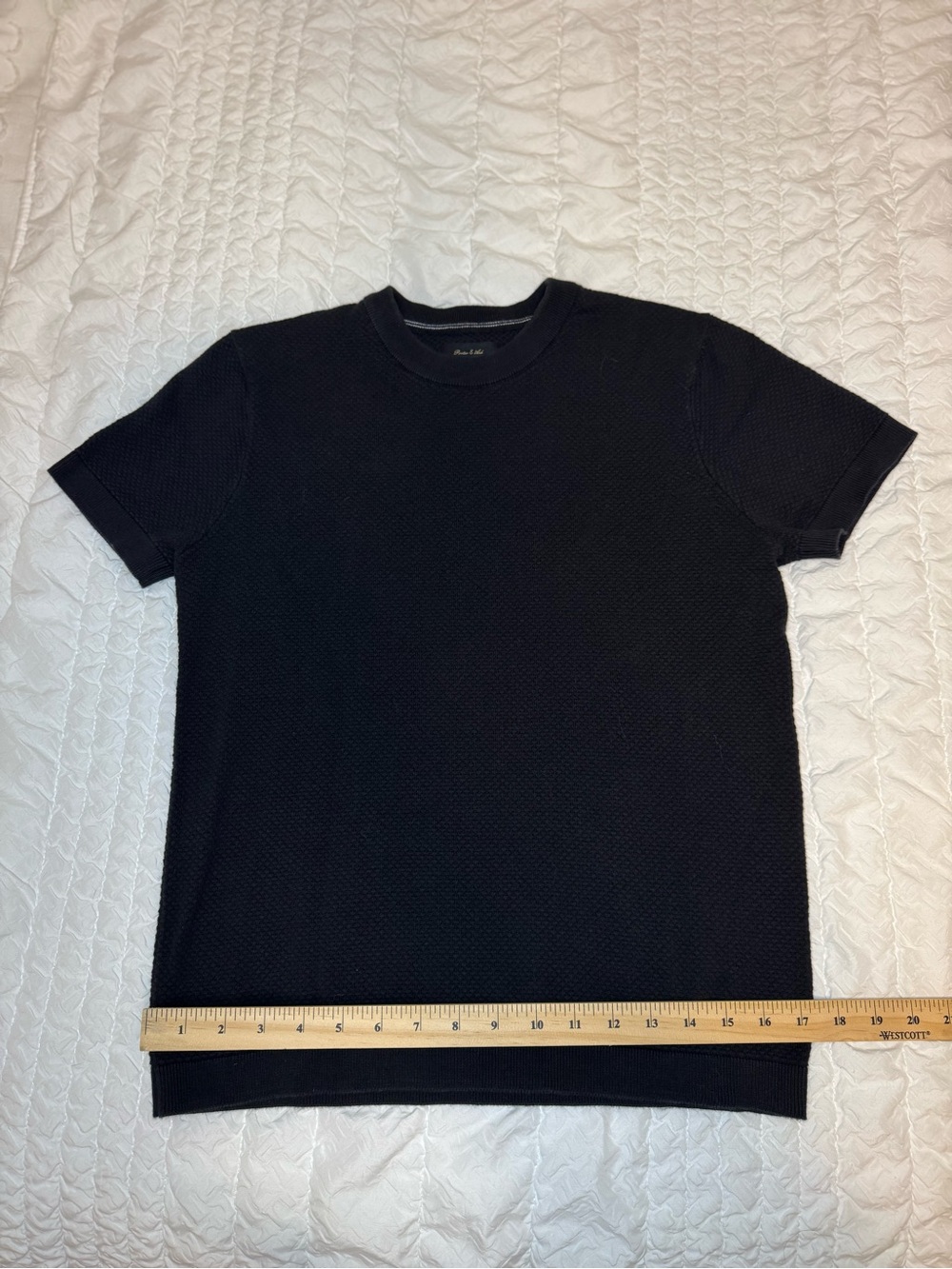 Porter and Ash Men's Medium Slim-fit Black Knit Short Sleeve Shirt